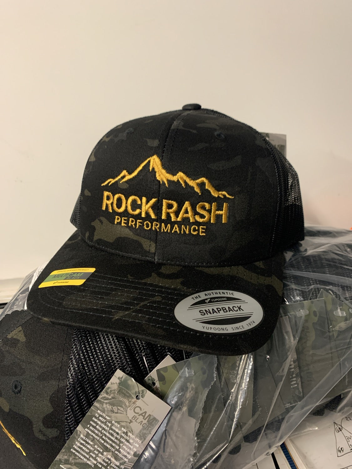 Rock Rash Performance Black Multicam hat image 0